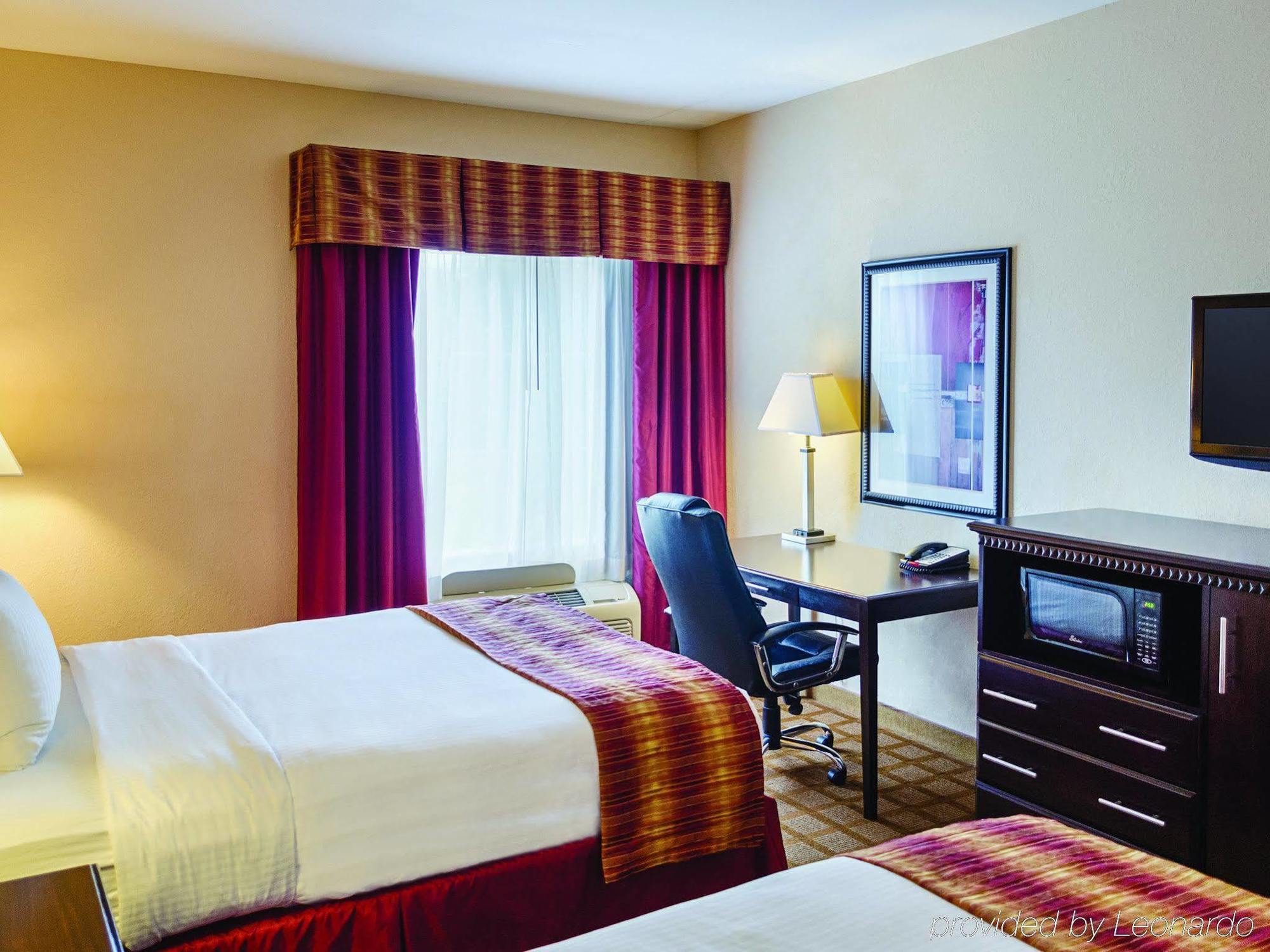 La Quinta By Wyndham Mobile Satsuma / Saraland Hotel Exterior photo